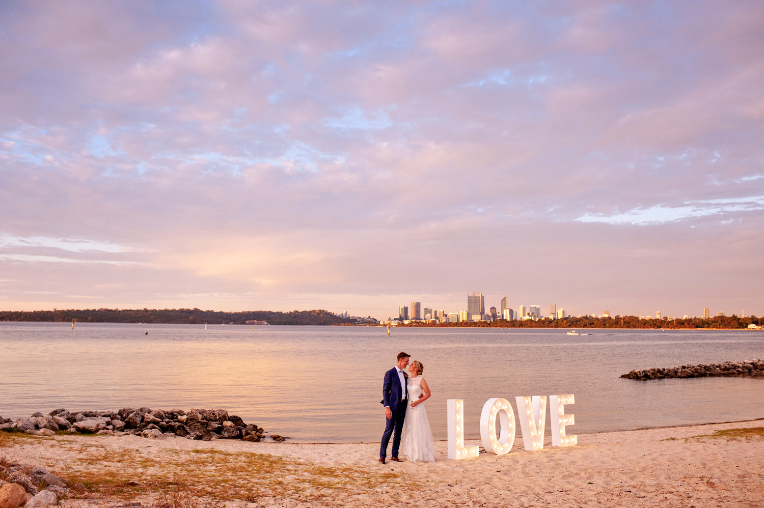 Perth Wedding Photographer Deanna Whyte Photography Natural Photos (39)